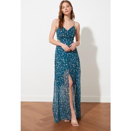 Trendyol Flower Decorated Dress TWOSS20EL1270