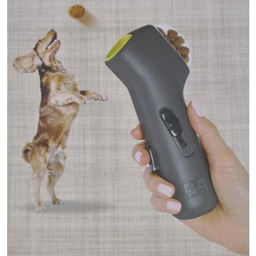 Pet supplies wholesale spring food device dog training snack launcher dog cake gun dog training toys