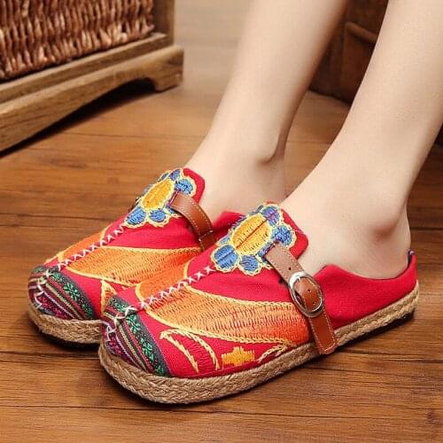 Women Spring and Summer Beijing Embroidered Shoes Ethnic Embroidery SUNFLOWER Series Casual Flats Shoes