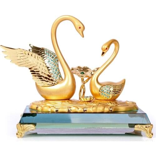 Crystal Swan ornaments crafts creative wedding gift wedding souvenirs utility-grade girlfriends send to friends