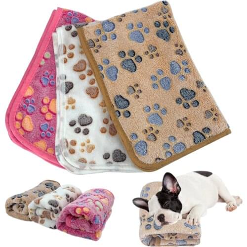 Pet soft warm blanket Winter Coral plush paw print blanket Cat and dog mattress Medium small dogs cats coral fleece Pet supplies