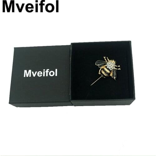 Mveifol Brooches