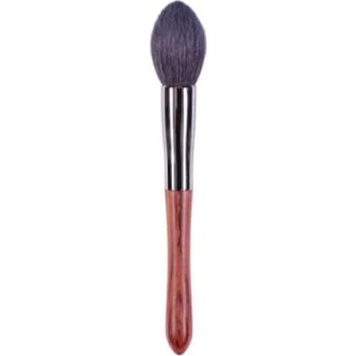 S03 Professional Handmade Makeup Brush Soft Saikoho Goat Hair Tapered Highlighter Brush Sandalwood Handle Make Up Brushes