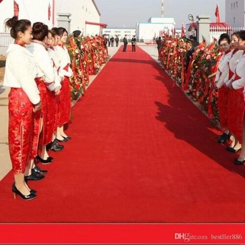 Wedding core ornament favorite red non-woven carpet aisle slide for wedding party decoration Event festival beautiful decoration