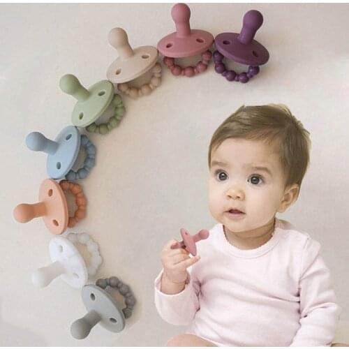 1PC Baby Pacifiers 1Pcs Teether Silicone Smile Face Baby Feeding Food Grade Silicone Infant Teether Toys For Newborn Baby Girl