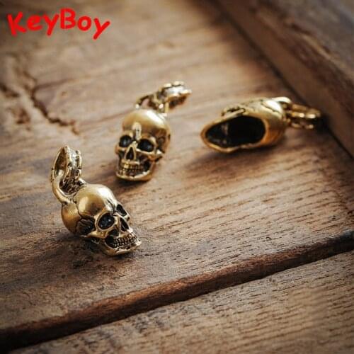 Vintage Punk Skull Head Keyring Hanging Jewelry Pure Copper Motorcycle Car Key Chain Rings Pendant Metal Brass Men Keychain Gift