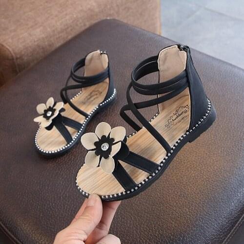 2020 New Kids Flat Sandals Girls Fashion Sandals Summer Shoes Rivets Zip Roman Style Children Princess Shoes Casual Sandals