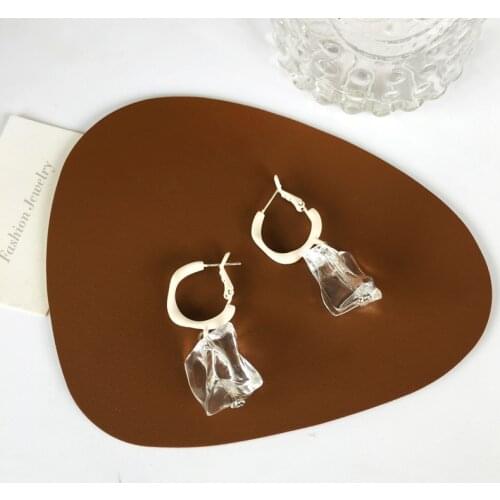 Circle Metal Beautiful Fashion Earrings Temperament Transparent Irregular Acrylic Earrings