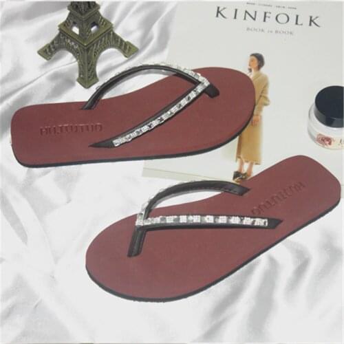 2021 European new summer fashion sandals womens shoes flat with flip feet slippers ladies simple flip flops womens Vacation