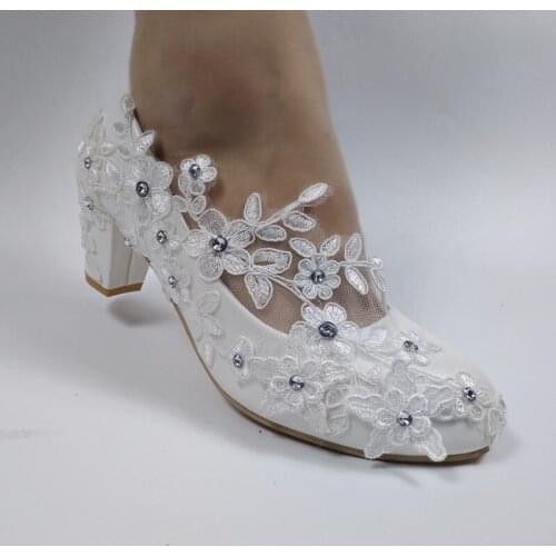 2020 New arrival Women wedding shoes Bridesmaid Dress shoes 6.5cm Thick Heeled Med Heel Shoes white Lace shoes flower shoes