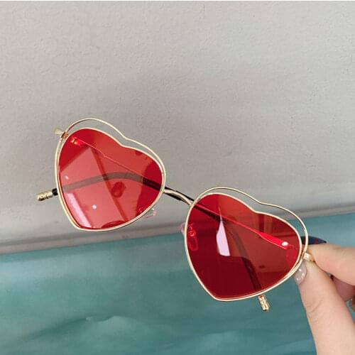 4-10 years Heart shape kinder zonnebril 2019 Boys&girls Cute sunglasses Stage Model Show Hollowed Metal Frame Child glasses N445