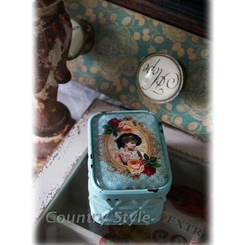 Hand-held crystal vintage retro metal jewelry box