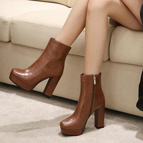 2021 Stone Pattern Ladies Short Boots Simple Platform Square High Heel Fashion Womens Shoes Zipper Round Toe Ankle Boots