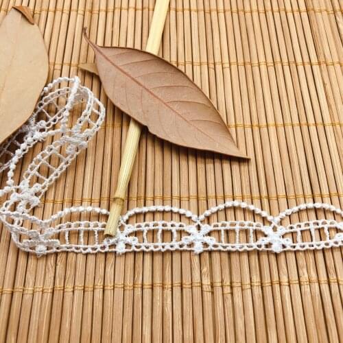 1Yards Embroidery Lace Fabric Sewing Trimmings 1.7cm Black White Lace Ribbon Curtain Ribbons Wedding Collar encaje dentelle LA24