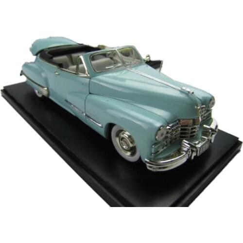 Diecast alloy Model Cars 1/32 Scale Signature 1947 Series 62 Classic Car Static Display Adult Collection Gifts Toys