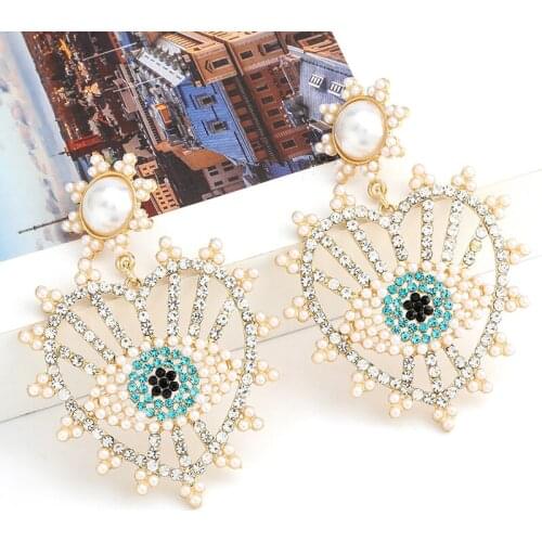 Fashion Alloy Inlaid Rhinestone Pearl Heart-Shaped Eye Earrings European And American Earrings Women Retro Ins Style