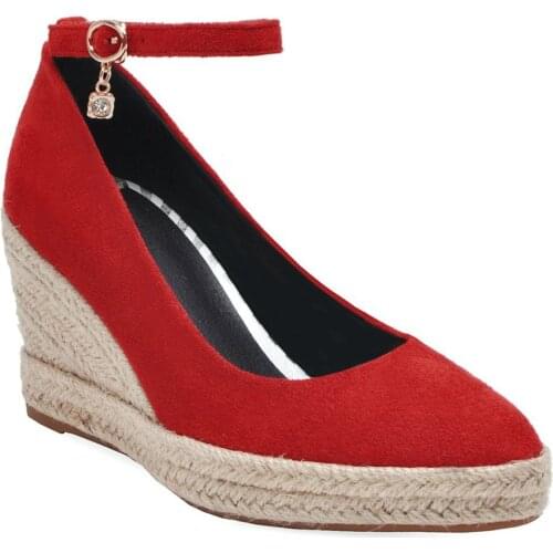 Wind word strap shoes in the spring of 2019 high-heeled wedge tip 33-44 shallow single shoes