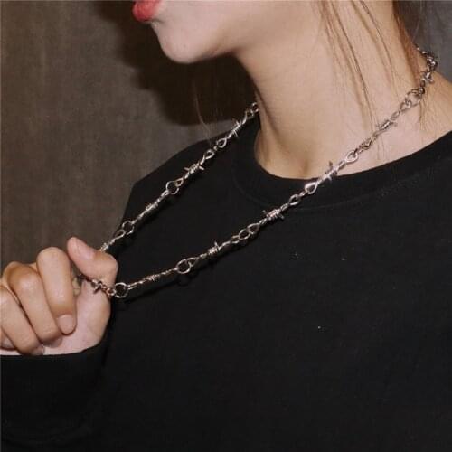 Gothic Small Wire Brambles Iron Necklace Women Men Hip Hop Punk Style Barbed Wire Little Thorns Chain Necklace for Boys Jewelry