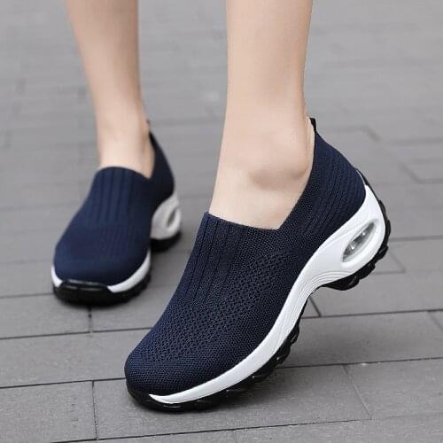 Women Running Shoes Breathable Casual Shoes Outdoor Light Weight Sports Shoes Casual Walking Sneakers Tenis Feminino Shoes