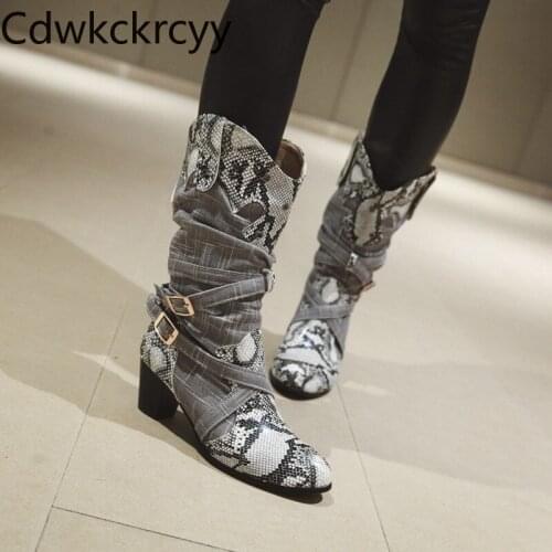 Winter The New fashion Round head Thick heel Martin boots Snake pattern Sexy Plus cashmere Keep warm High heel Women boots 34-43
