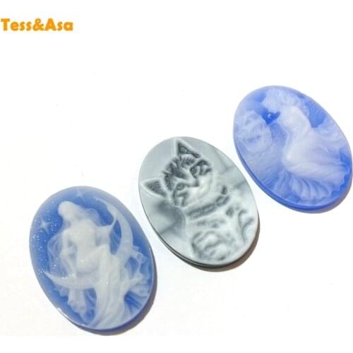 Natural Agates Oval Cameo pendant Bracelet Blue Agates Base Cameo Cabochon Flatback Long skirt Woman Cat Cameo For DIY Jewelry