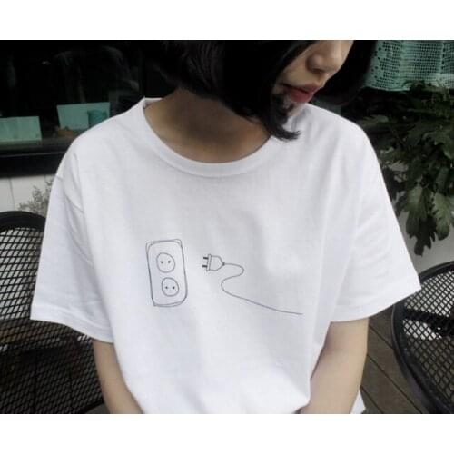 Plug simple graphic T-shirt hot sale tshirt new trend tee women kawaii tops female daily T-shirt unisex fashion T-shirt tees