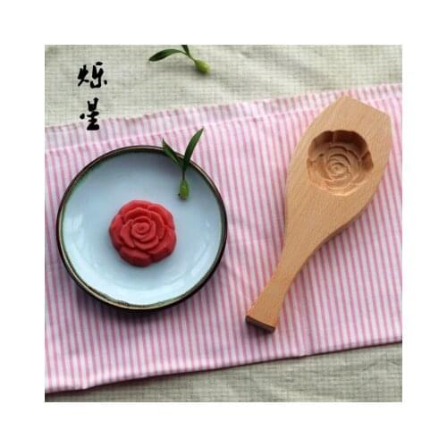 Three-dimensional square floral pattern wooden moon cake mold / pastry cake Printing deepen carving mould kitchen tools