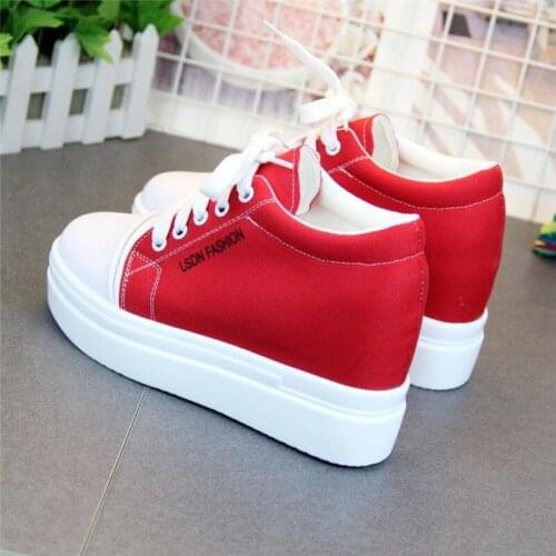 2021 Breathable Canvas Shoes Womens Thick-soled Inner Increase White Shoes Tide All-match Casual Sports Shoes