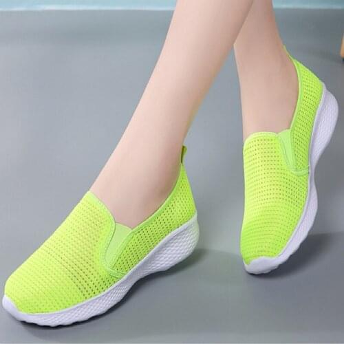 2020 Women Flats Shoes Sneakers Summer Breathable Flying Weaving Casual Shoes Woman Slip-on Creepers Moccasins Ladies Shoes