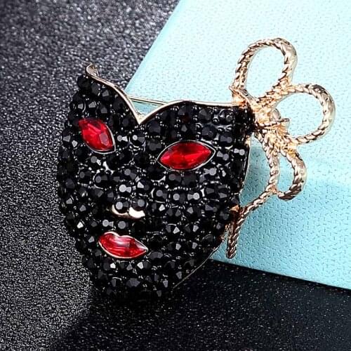 Zlxgirl jewelry perfect black and white Masked men brooch Accessory Best Evening Party couple gifts fashion women punk scarf pin