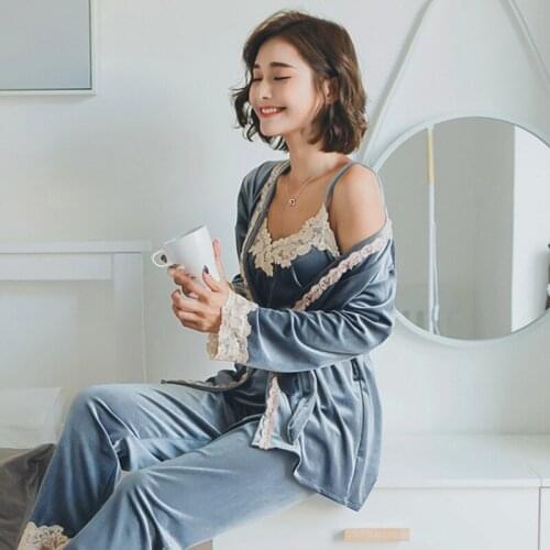 Pajamas womens nightdress lace ladies home service spring and autumn nightgown gold velvet pajamas autumn three-piece