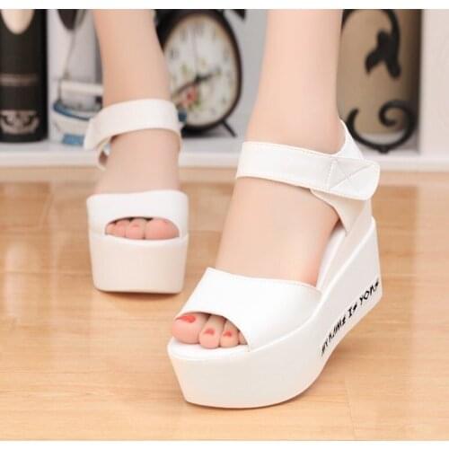 2019Hot top quality fashion women Summer Sandals womens Pure color Fish mouth sandals Fashion sandals 3Colors 35-39