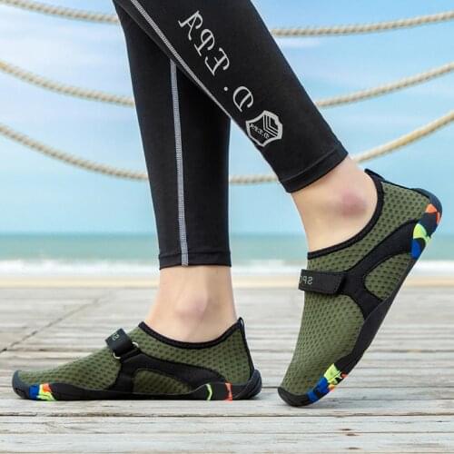 Unisex Breathable Swimming Upstream Shoes Quick-Drying Non-Slip Beach Zapatos De Agua Lightweight Soft Couple Fitness Sneakers