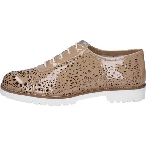 LA REGINA Womens Shoes