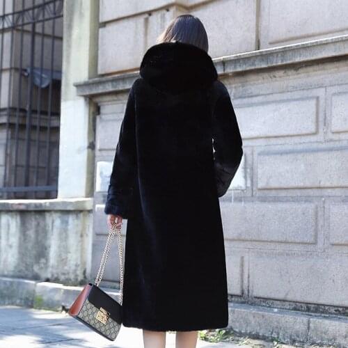 Winter Real Coat 2020 Sheep Shearling Jacket Hooded Mink Long Natural Wool Fur Coats Women overcoat ZM-2629 KJ4256