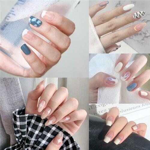 24Pcs/box Fake Nails Art Nail Tips Press on False Nails with Clouds Flower Flame Designs Set Shaped Full Cover Nail Art Tips