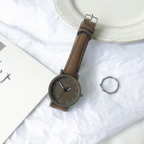 Retro Vintage Leather Women Watches 2021 Ulzzang Fashion Brand Ladies Quartz Wristwatches Simple Number Female Clock W9834