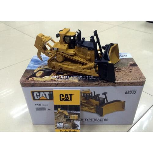 New BOX - DM Model - Cat D11T Track-Type Tractor - 1:50 Scale DieCast #85212