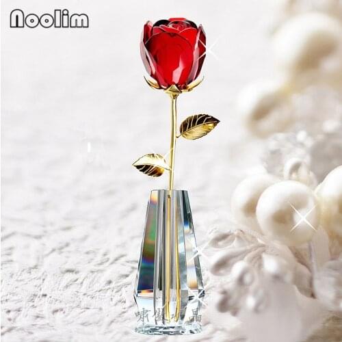 NOOLIM Crystal Glass Rose Flower Figurines Craft Wedding Valentines Day favors and gifts Souvenir Table Decoration Ornaments