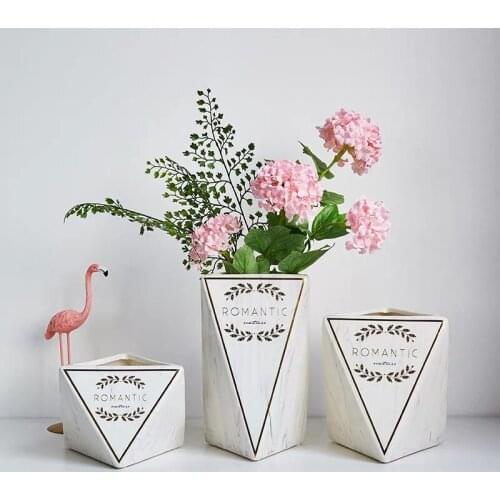 WeCollection Porcelain Flower Vases