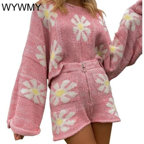Fashion Casual Colorful Flower Knitted Sweater Suit Women Matching Set Loose Top and Shorts Set Outfit Autumn 2021 Woman Clothes