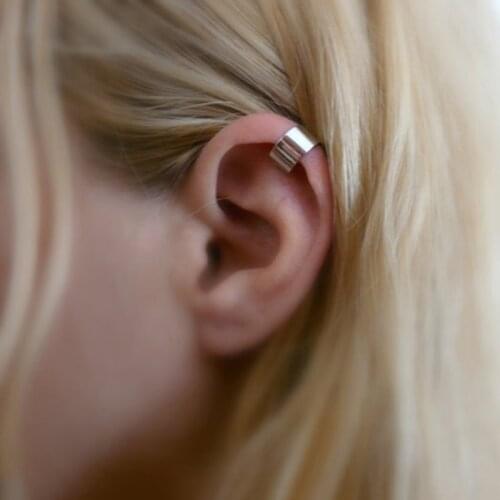 New Ladies Trendy Punk Zinc Alloy Geometric Earrings Ear Clips Simple Solid Color Non Pierced Women Fashion Jewelry