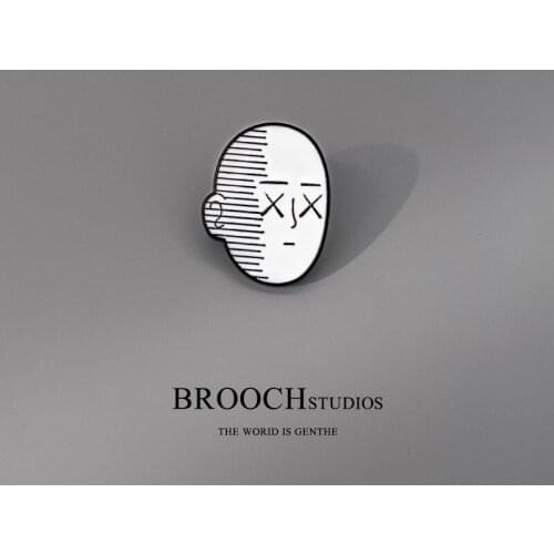 Anime One Punch Man Shaven Head Saitama Fashion Cartoon Cute Alloy Enamel Clothes Hat Bag Lapel Badge Brooch Pin Accessories