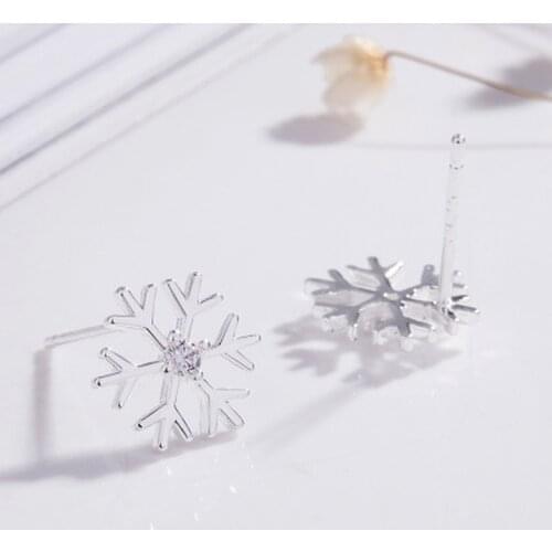 Creative Women Snowflake Earrings Party Wedding Jewelry