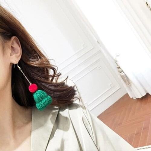 New Cute Christmas Hat Hanging Long Earrings Girly Kawaii Exquisite Plush Hat Pendant Earrings 2021 Jewelry Wholesale