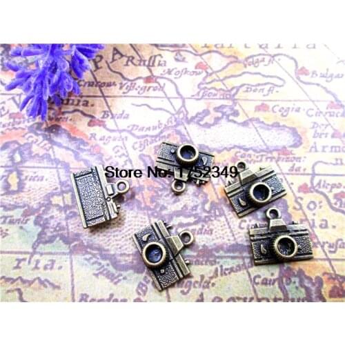 20pcs--Camera Charms, Antique bronze Tone Camera Shape Pendant Beads 14X13mm