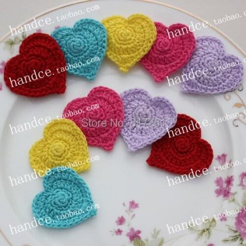 Free shipping 12 pic/lot cotton crochet heart mat for table decoration lace doilies for wedding table mats coaster pads cup mat