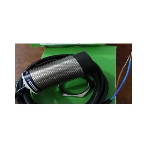 Free Shipping 2pcs/LOT New Switch XS2M30MB250 inductive sensor