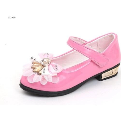 2019 Girls Flat shoes white dress shoes models bowknot princess wedding shoes leather students 3 color baby shoes for children