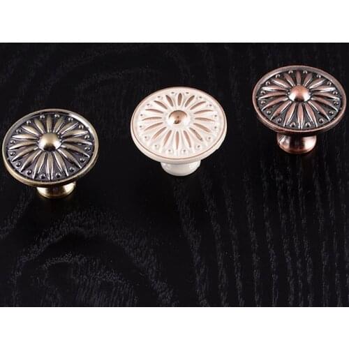 Retro Red Bronze Kitchen Cabinet Knobs Cupboard Door Zinc Alloy Handles Vintage Wardrobe Furniture Handle Drawer Pulls